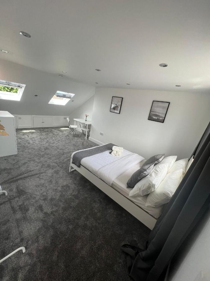 Stunning Flat In Greater London Hotel Exterior photo